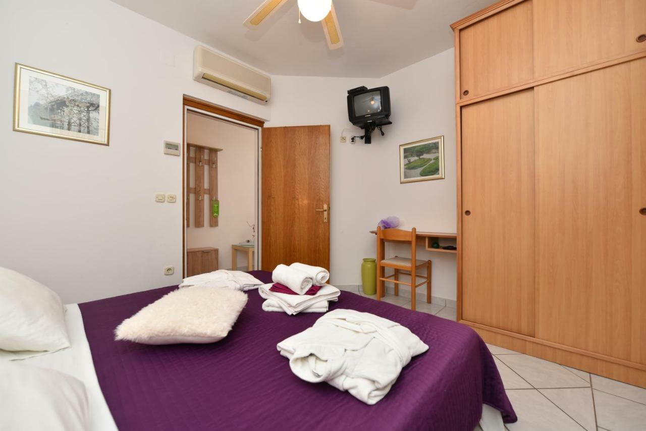 Villa Nela Петрчане Экстерьер фото