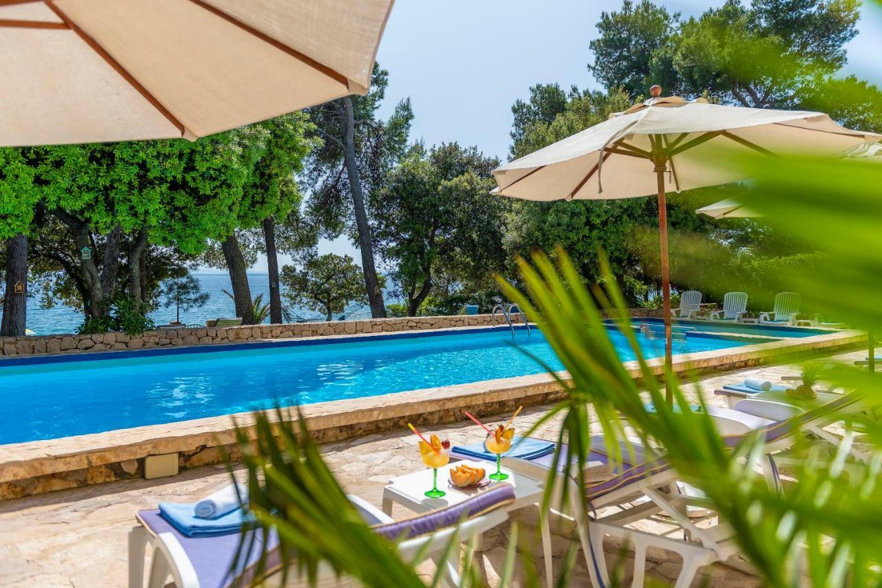 Villa Nela Петрчане Экстерьер фото