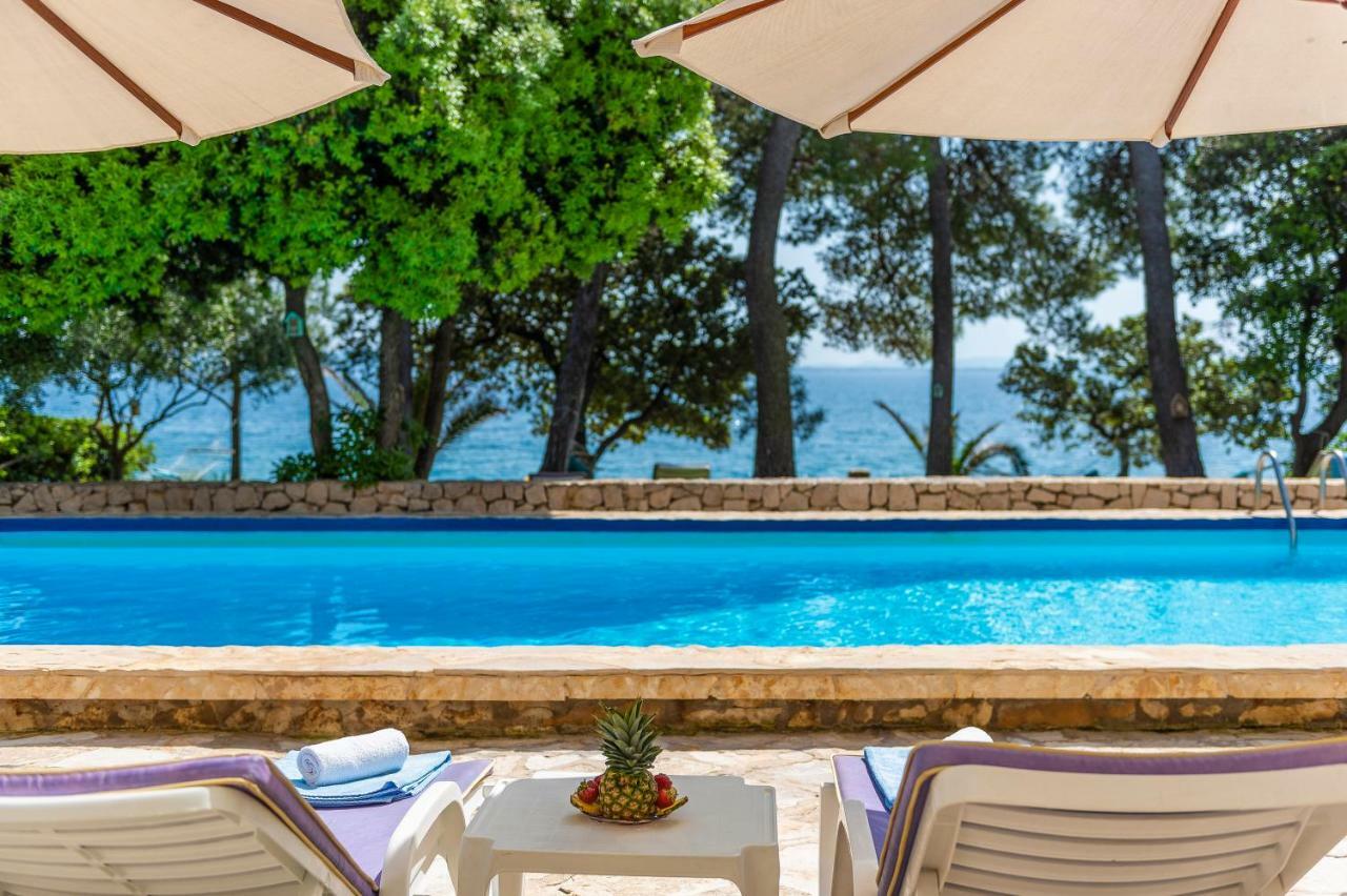 Villa Nela Петрчане Экстерьер фото