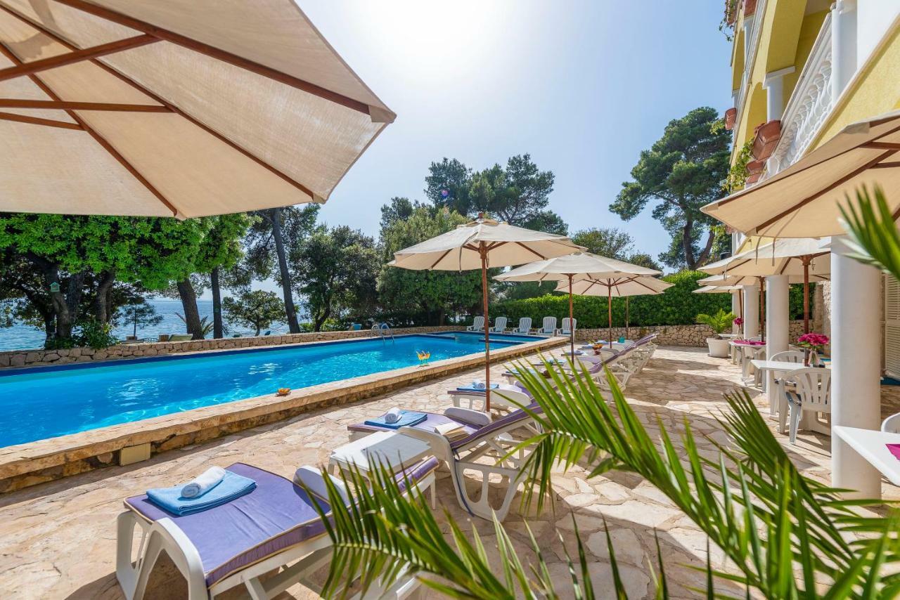 Villa Nela Петрчане Экстерьер фото