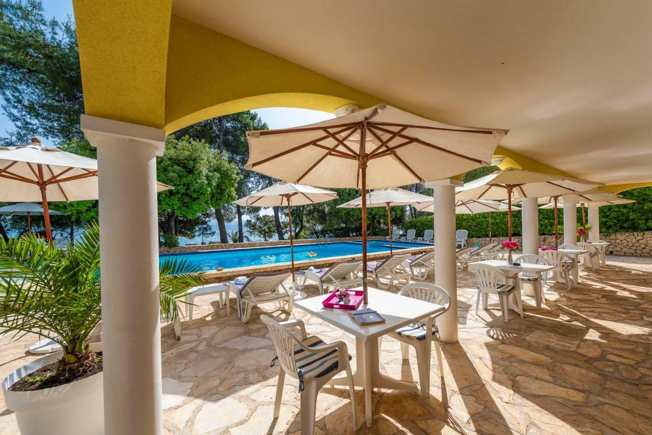 Villa Nela Петрчане Экстерьер фото