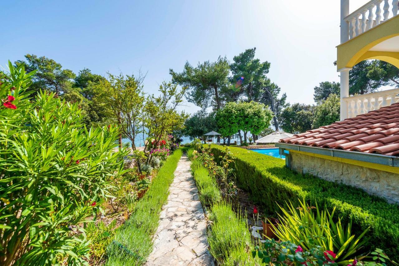 Villa Nela Петрчане Экстерьер фото